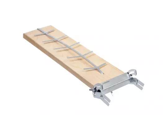 Holz-Flammlachsbrett mit Metallhalterung und Spangen